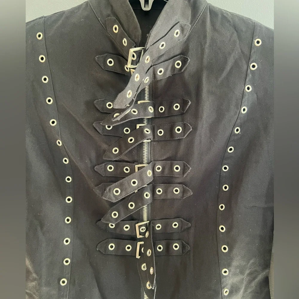 Mercy - Picture 2 of 8